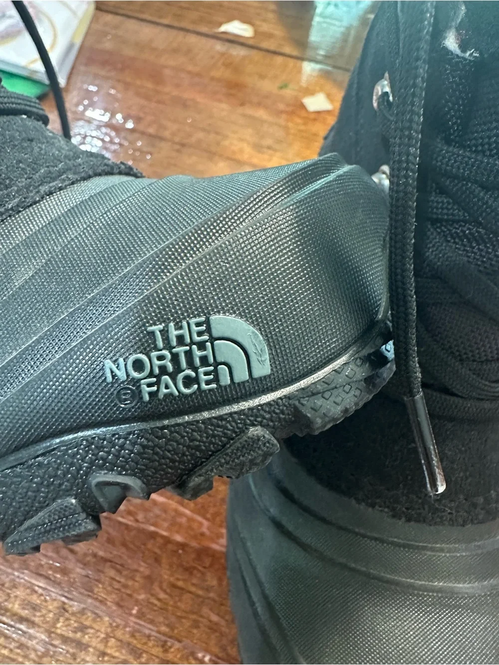 The North Face Chilkat Lace II Youth 3 Black Waterproof Heatseeker Snow boots